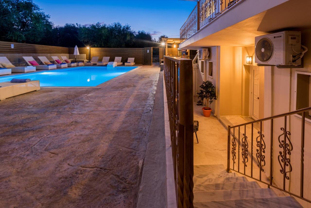 Asante Group Holiday Homes Tsilivi  Exteriör bild